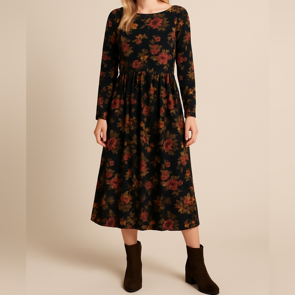 Vintage Hanes Black Floral Dress with Red and Gold Accents. Size XL